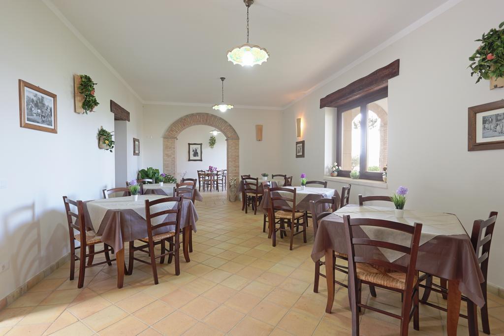 Agriturismo Feudo Muxarello Aragona Eksteriør billede