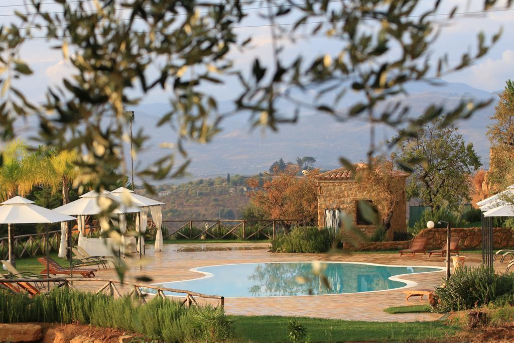 Agriturismo Feudo Muxarello Aragona Eksteriør billede