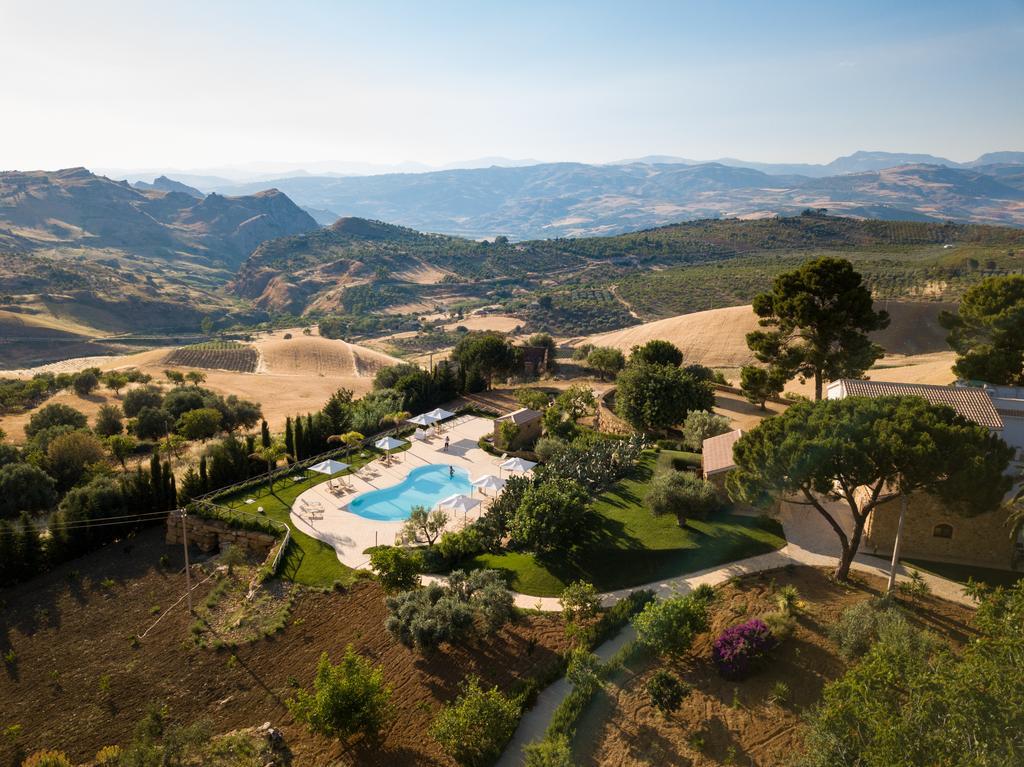 Agriturismo Feudo Muxarello Aragona Eksteriør billede